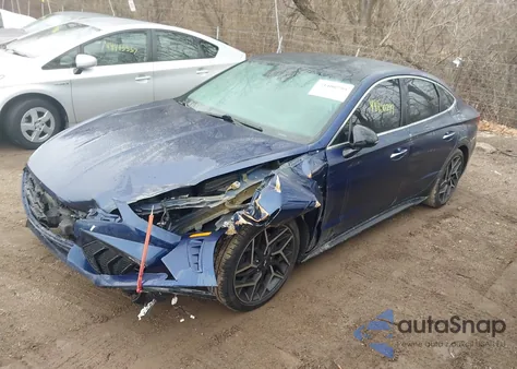 2021 Hyundai Sonata N Line z USA, uszkodzony, nr VIN 5NPEK4JC9MH105726